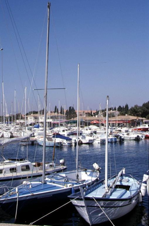 Hotel Merea La Londe-les-Maures Kültér fotó